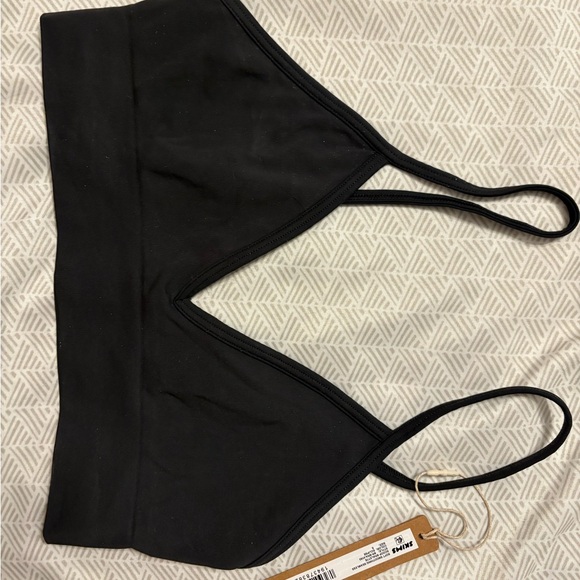 NWT SKIMS SOFT SMOOTHING SEAMLESS BRALETTE
ONYX / S - Picture 4 of 7